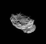 Mynd sem Rosetta tók af halastjörnunni 67P/C-G úr um það bil 234 km fjarlægð hinn 4. ágúst 2014, tveimur dögum fyrir komuna.