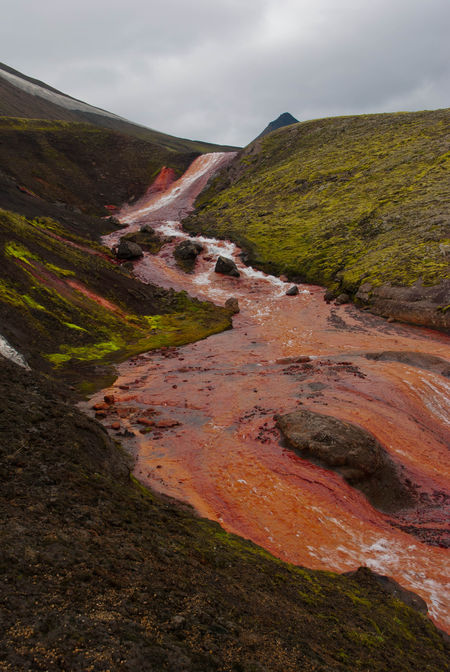 Rauðufossafjöll, Rauðufossar, járn