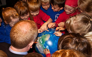 Jarðarboltinn, Earthball, UNAWE