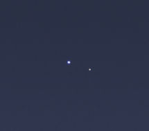 Jörðin, tunglið, Satúrnus