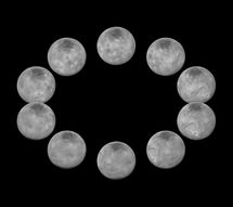 Einn dagur á Karoni er jafnlangur umferðartímanum um Plútó eða 6,4 jarðardagar. Mynd: NASA/JHUAPL/SRI